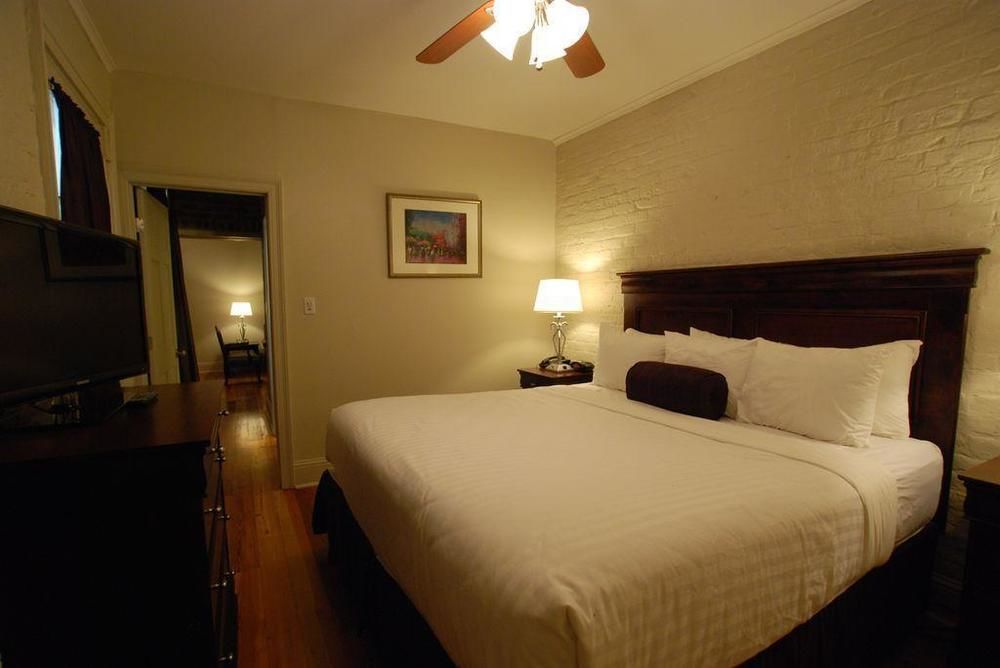 ניו אורלינס Inn On St. Peter, A French Quarter Guest Houses Property מראה חיצוני תמונה