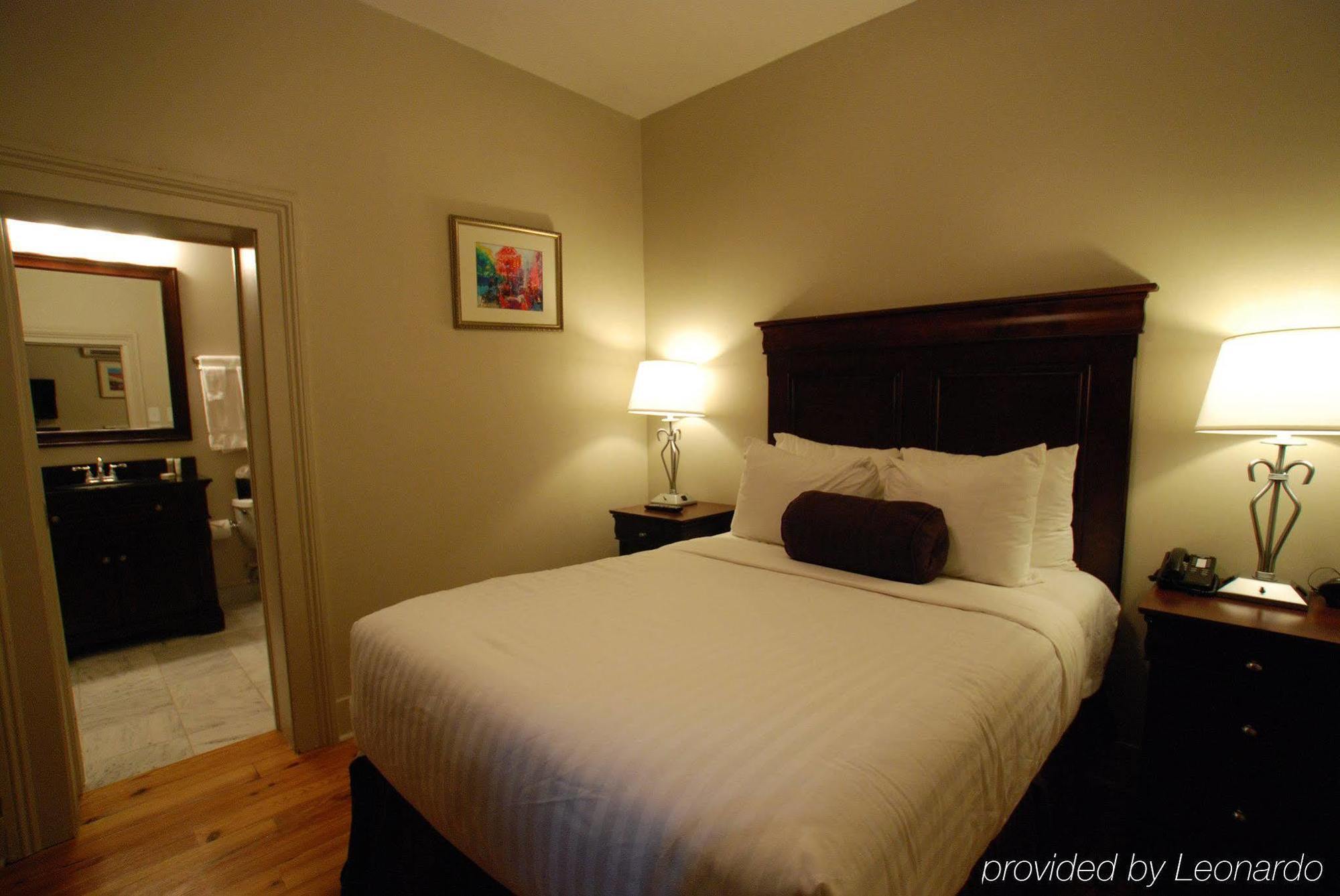 ניו אורלינס Inn On St. Peter, A French Quarter Guest Houses Property מראה חיצוני תמונה