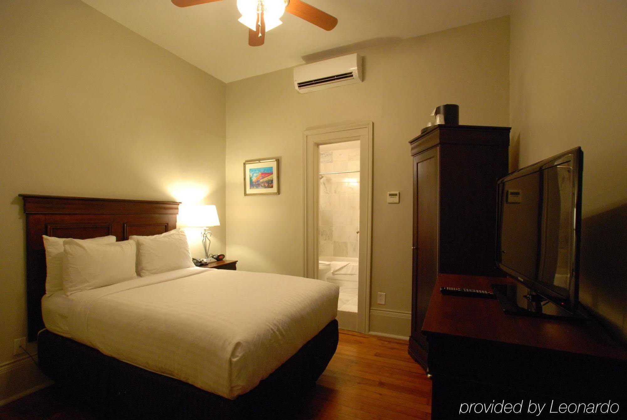 ניו אורלינס Inn On St. Peter, A French Quarter Guest Houses Property מראה חיצוני תמונה